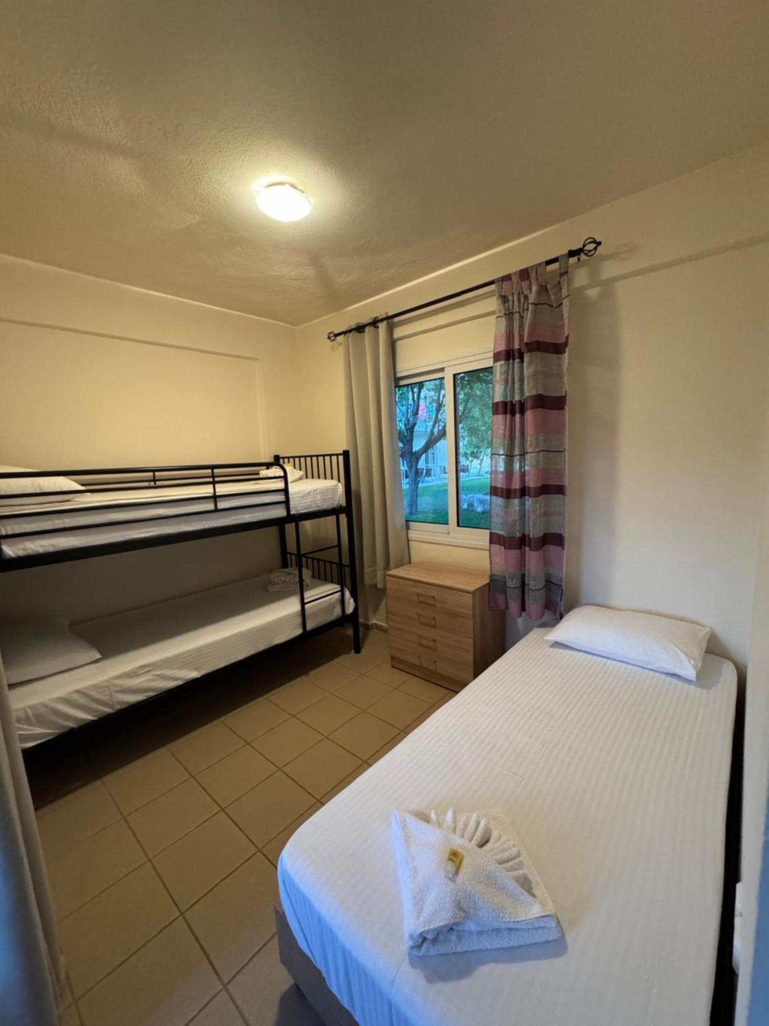 Dafnes Rooms Fourka Bagian luar foto