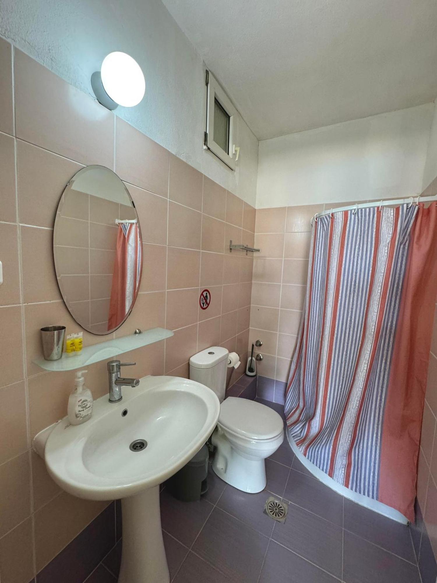 Dafnes Rooms Fourka Bagian luar foto
